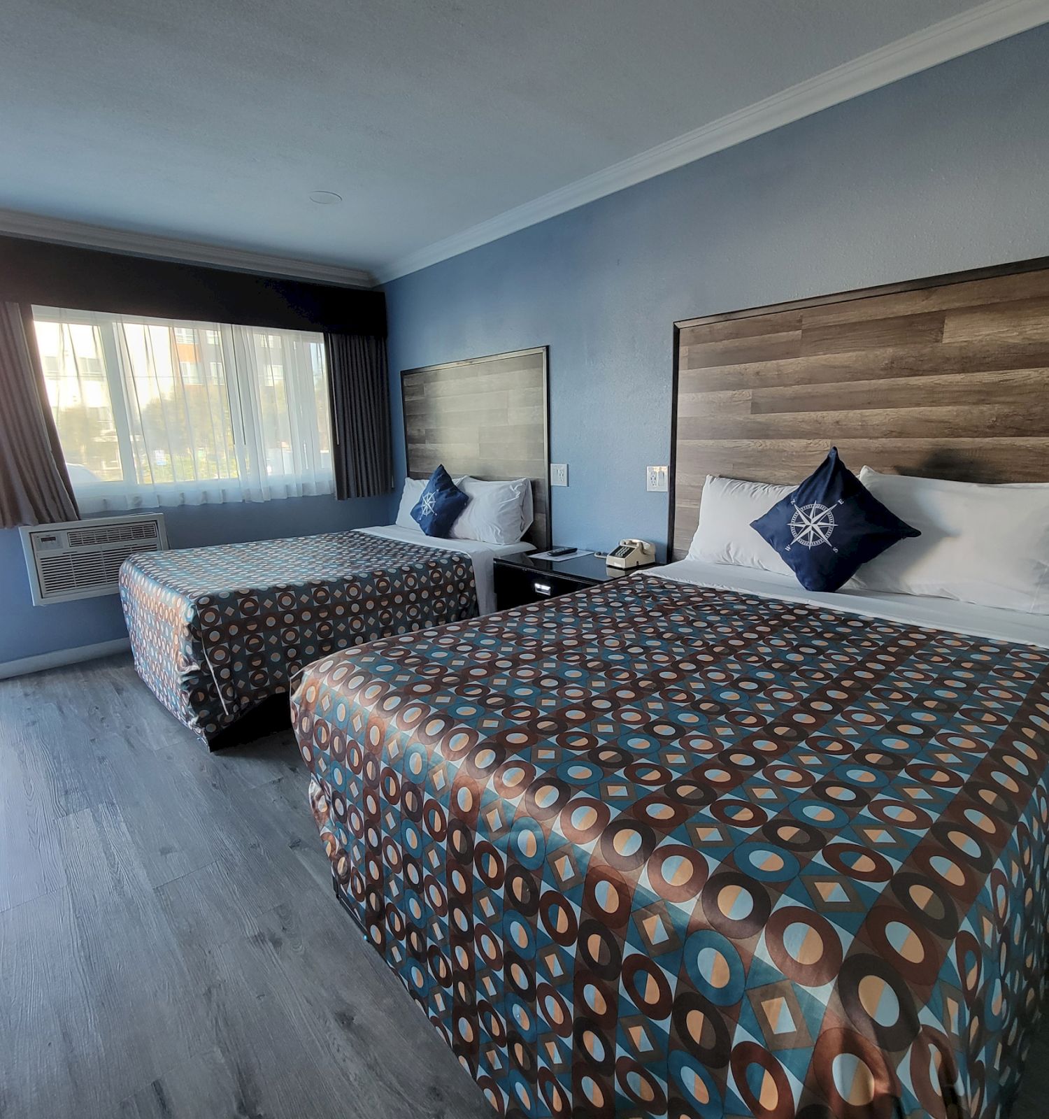 Guest Harbor Inn